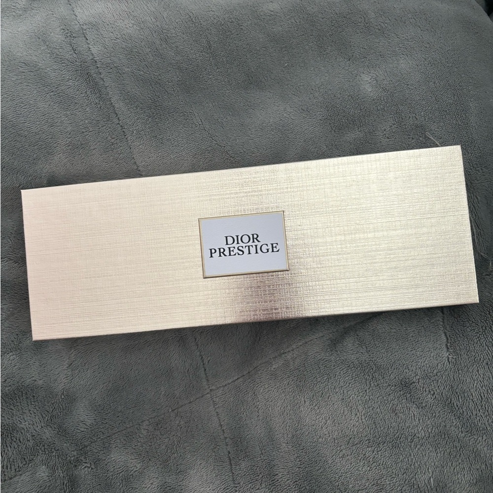 Dior Prestige Skincare and Makeup Set - Picture 2 of 4